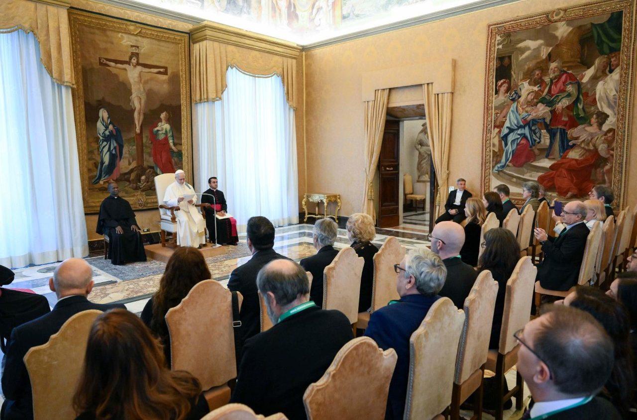 pope-leo-ai-laudatosi-1765064702.jpeg